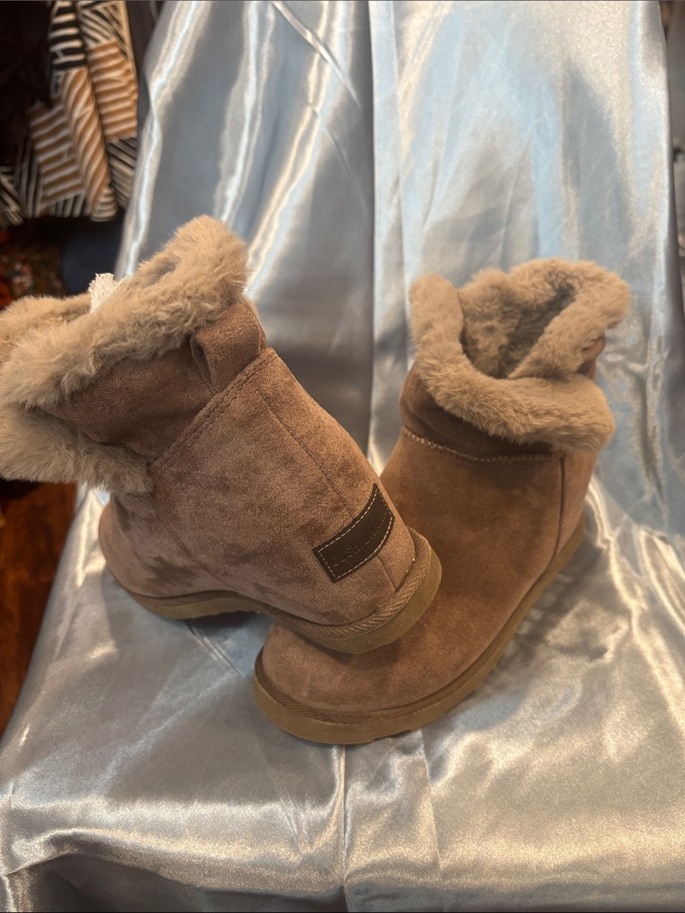 Women's Faux-Shearling Ankle Winter Boots - Chestnut